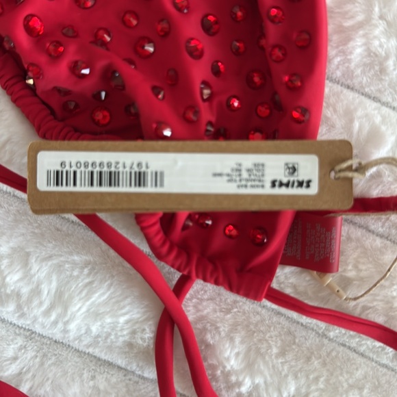 NWT - RED SKIMS XL RHINESTONE
TRIANGLE BIKINI TOP - Picture 6 of 6